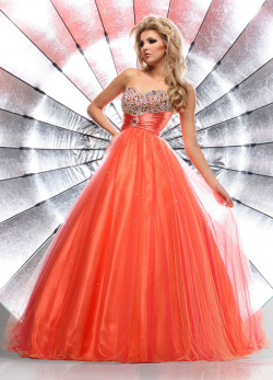 US$183.99 2015 Sweetheart Sleeveless Crystals Beading Tulle Floor Length Ball Gown