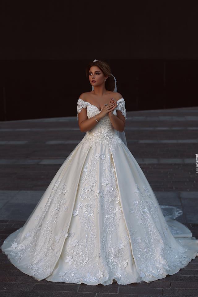 Designer Weiße Brautkleider Mit Spitze Schuterfrei A Line Brautmoden Hochzeitskleider Online