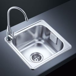 Single Slot Features Of Handmade Sink