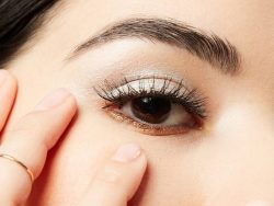 How long does the lash lift last?