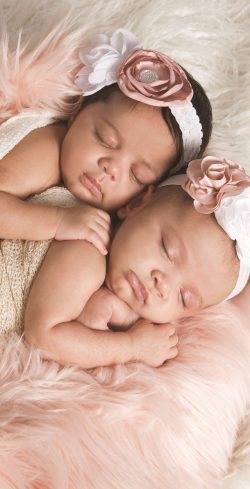 Best Newborn Twin Outfits Ideas