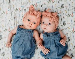 Twin Baby Outfits and Clothes: Dress your Newborn Twins
