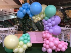 Balloon Garland in Brisbane | Balloon Styling