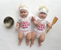 Best Newborn Twin Outfits Ideas|Twinstuff