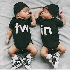 Best Newborn Twin Outfits Ideas | best twin bassinet