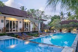 Join Vinyasa Yoga Teacher Training Bali
