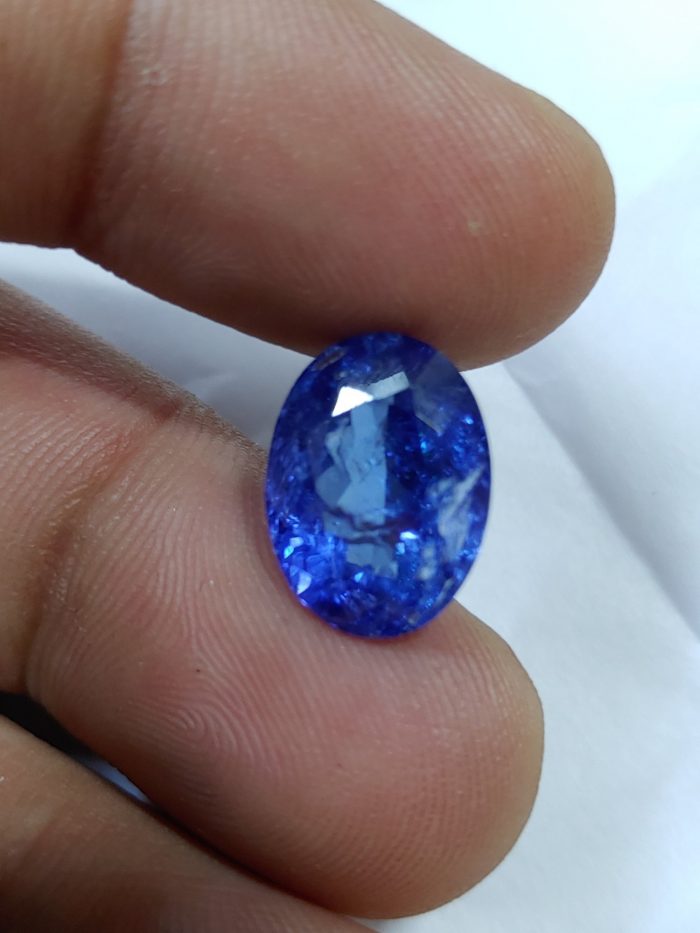 Best Quality Natural Tanzanite | Gemstone