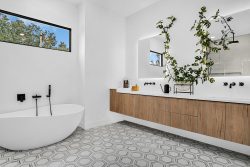 Top Bathroom Remodeling Services in Tampa, FL | Salt & Pepper Construction