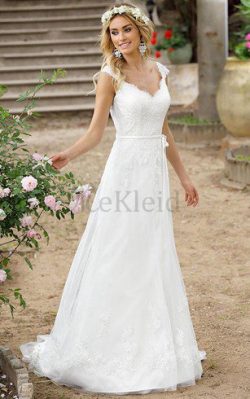 V-Ausschnitt Kurze Ärmeln Luxus Brautkleid mit Bordüre mit Schleife – MeKleid.de