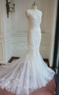 Robe de mariée charmeuse romantique fermeutre eclair en dentelle boutonné – GoodRobe