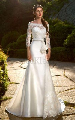 Satin Romantisches Luxus Brautkleid mit Applikation mit Knöpfen – MeKleid.de
