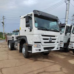 SINOTRUK HOWO 4X2 Tractor Truck 400HP