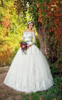 Abito da Sposa Allacciato A Terra in Pizzo Elegante con Applique – Gillne.it