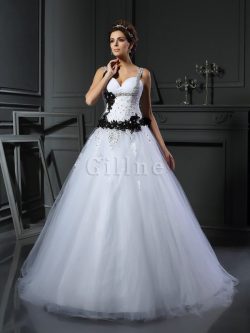 Abito da Sposa con Applique Conotta in Tulle Coda A Strascico Cappella Senza Maniche – Gil ...