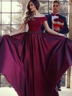 Gerüschtes Ärmelloses Hübsch Schulterfrei A Linie Ballkleid aus Satin mit Rüschen – MeKleid.de