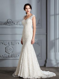 Robe de mariée naturel de sirène avec décoration dentelle de traîne courte v encolure – Go ...