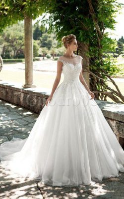 Robe de mariée romantique discrete longue noeud de traîne moyenne – GoodRobe