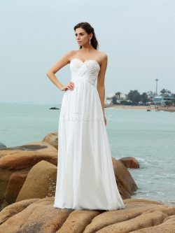 Robe de mariée avec chiffon de princesse manche nulle a plage de col en cœur – GoodRobe