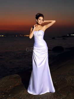 Robe de mariée longue en satin avec lacets en plage de sirène – GoodRobe