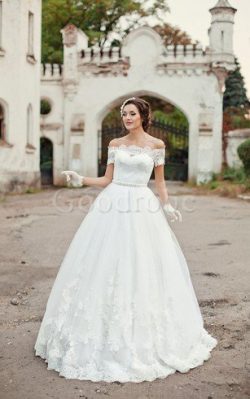 Robe de mariée longueur au ras du sol avec perle ligne a avec lacets en organza – GoodRobe