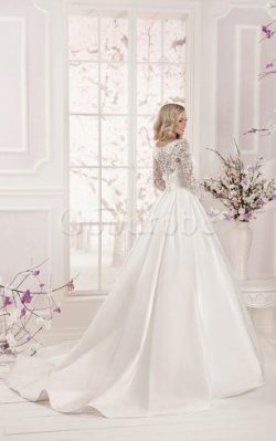 Robe de mariée modeste vintage romantique avec manche longue avec décoration dentelle – Go ...