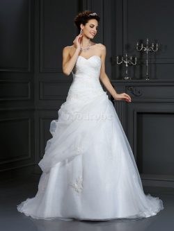 Robe de mariée naturel manche nulle de col en cœur de traîne moyenne en organza – GoodRobe