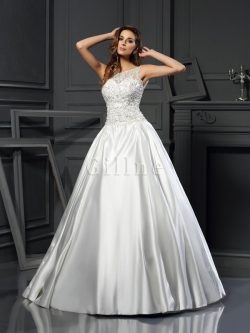 Abito da Sposa in Raso con Applique Senza Maniche Tondo Lungo – Gillne.it