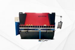 NC HYDRAULIC PRESS BRAKE MACHINE IN INDIA