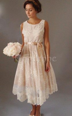 Robe de mariée vintage a-ligne encolure ronde appliques avec ruban – GoodRobe