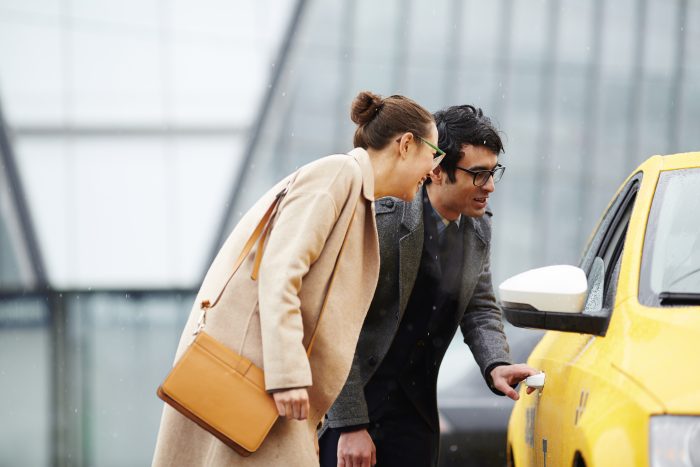 Airport Pick Up Services in Singapore At Affordable Price