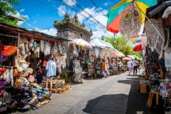 Uncovering Shopping Outlets In Maldives For Retail Therapy