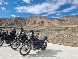 Exploring Motorcycle Safaris