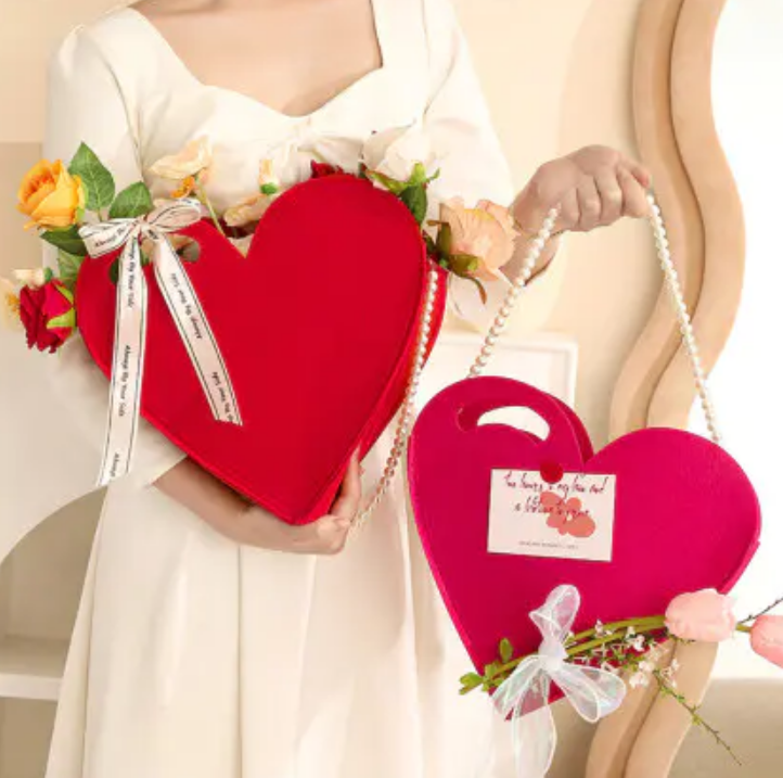GIFT WRAPPING PAPER MANUFACTURERS