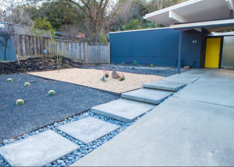 Elegant and Durable Floating Concrete Steps for Modern Spaces
