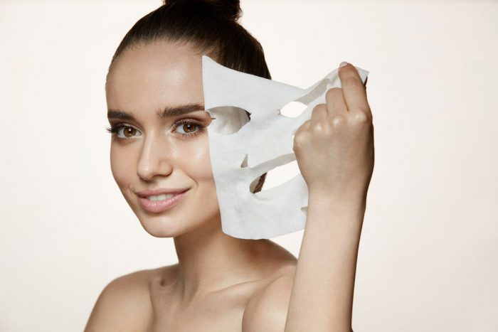 Dos and Don’ts of Using a Facial Sheet Mask