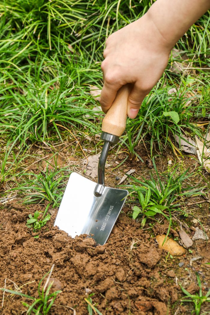 Comfort-Focused Gardening Cultivating Tools with Ergonomic and Adjustable Handles