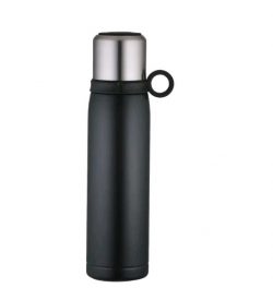 Steel Sports Bottle With Ring That Can Be Lifted With One Finger