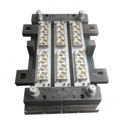 Comparing Bottle Cap Mold and Handle Mold Applications in Packaging Production