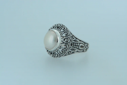 Top Styling Tips for Wearing a Freshwater Pearl Sterling Silver Ring
