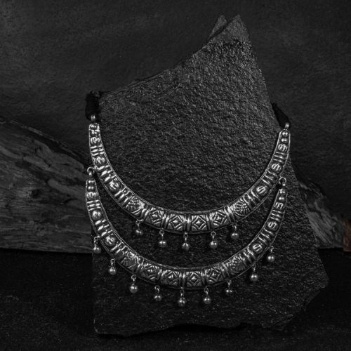 Elegant Traditional Hasuli Necklace – Timeless Heritage Jewelry