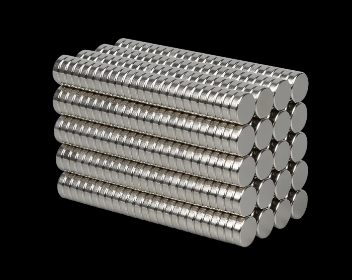 Round and cylindrical sintered NdFeB magnet