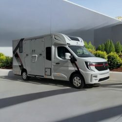 Trusted Horse Trucks Seller for Quality and Reliability