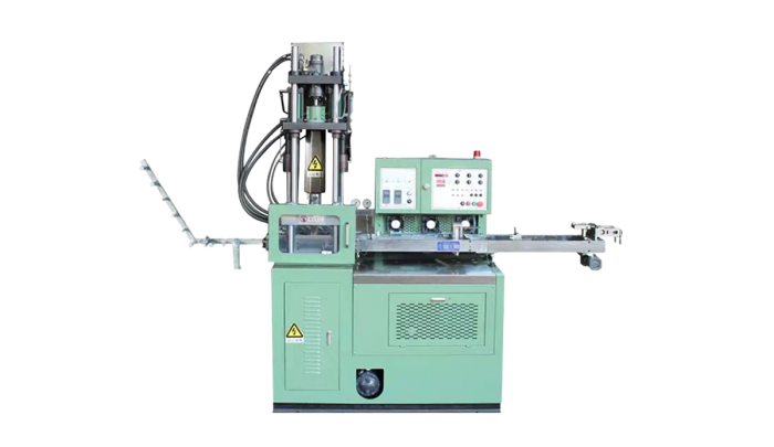 Fully automatic servo resin zipper forming machine