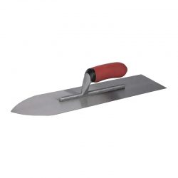How do skilled craftsmen utilize plastering trowels to achieve smooth finishes? 　　