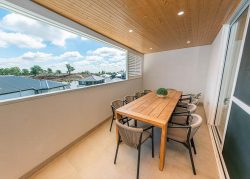 What services does a licensed Electrician Sydney provide?