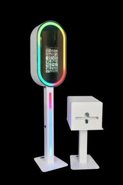 Mirror Photo Booth – Interactive Glamour for Unforgettable Events