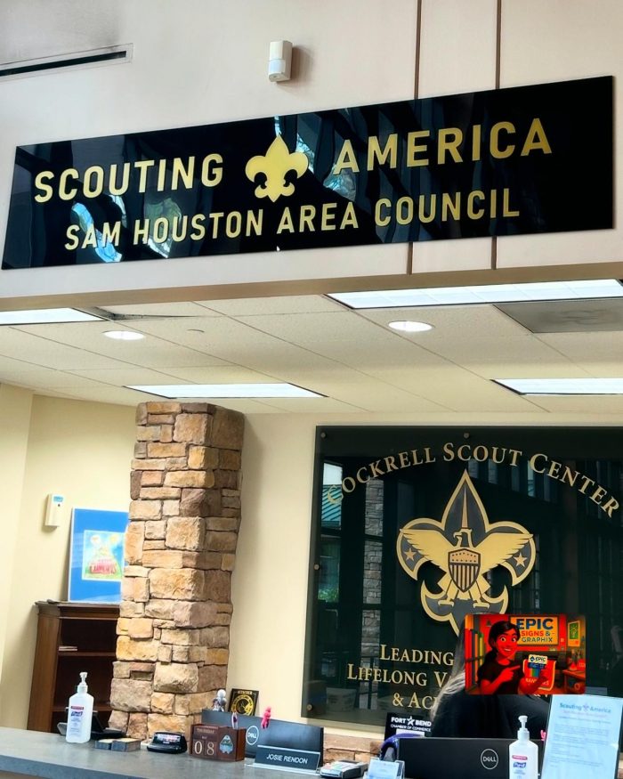 Custom outdoor signage for your business in Sugarland, TX, USA.