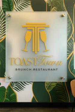 Custom indoor lobby signs for your business in Stafford, TX, USA.