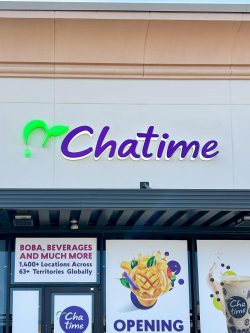 Custom outdoor signage for your business in Rosharon, TX, USA.