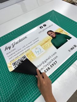 Custom banners for your business in Rosharon, TX, USA.